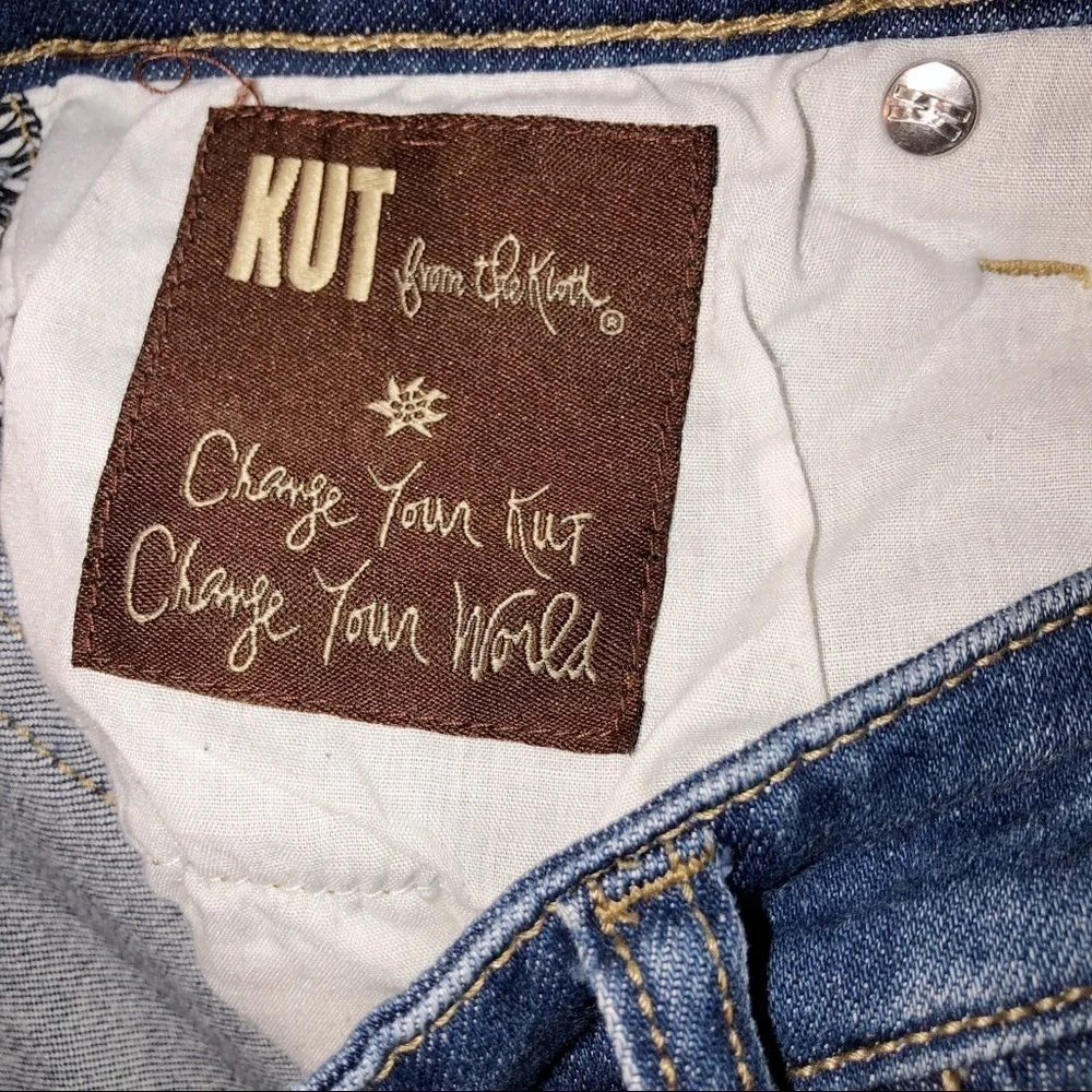 KUT FROM THE KLLTH size 8 distressed jeans
